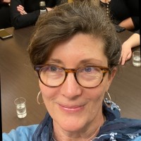 Angela Bernhardt Email & Phone Number