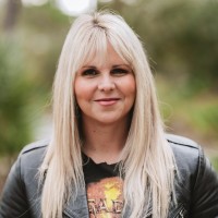 Avery Carl Email & Phone Number