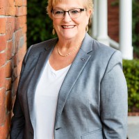 BrokersRealty.Com Employee Betty Piatt's profile photo