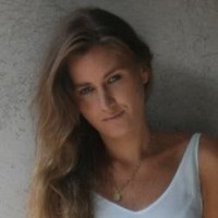Daniela Bueno Email & Phone Number