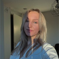 Nikita Tichelaar Email