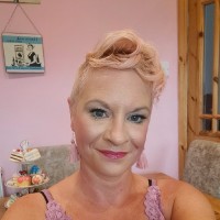 Rhianna Weedon Email & Phone Number