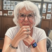 EarthSayers Employee Ruth Barrett's profile photo