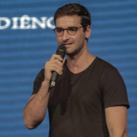 Romulo Wolff Email