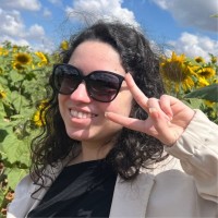 Editora Infinitoon Employee Gabriela Enumo's profile photo