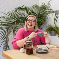 Holly Nixon Email & Phone Number