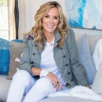 Ballantines PR Employee Sarah Robarts's profile photo