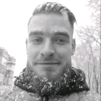 Daniel Blom Email