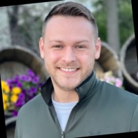 Elliot Voge Email & Phone Number