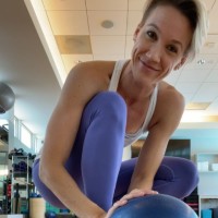 Amanda Bennett Email & Phone Number