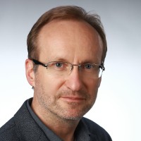Mariusz Puto Email