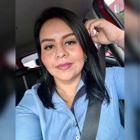 Sofía Flores Email