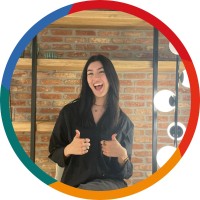 Marie Esenbekov Email