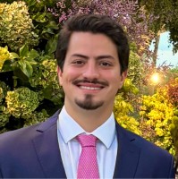 Thiago Guião Email