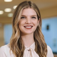 Victoria Lindsay Email