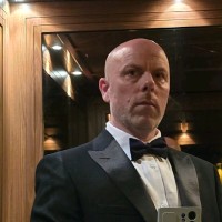Simon Sexton Email & Phone Number