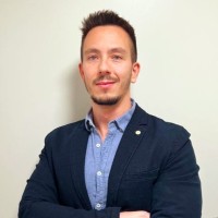 Email di Adrian Arnabat