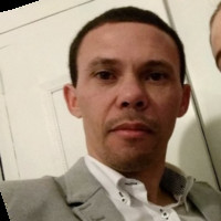 Robert Luis Gonzalez Romero Email