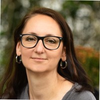 Marta Kelnerova Email
