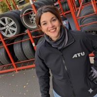 Katja Göller Email