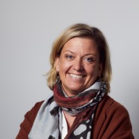 Mariska de Jong Email