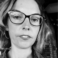 Simone Ryan Email