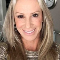 Character Employee Pauletta Berube's profile photo
