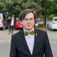 Lukas Gabriel Email