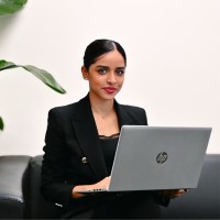 Hajar Hmani Email