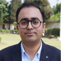 Zeeshan Ghafoor Email