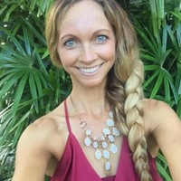 SassySash.com Employee Britni Harris's profile photo