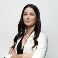 Isis Palomares Muñoz Email