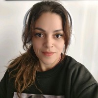 Joana D. Email