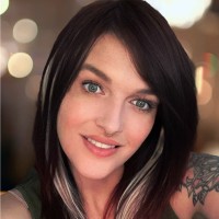 Amanda Bonniwell Email
