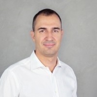 Thomas Becker Email