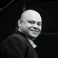 Sebastian Lee Email & Phone Number