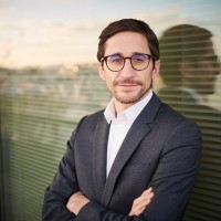 E-mail e número de telefone de Pierre Branco