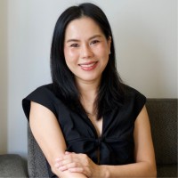 Nhung Phan Email