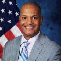 Visionary Wealth Advisors Employee Brandon Thorpe's profile photo