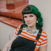 Vivienne Ecker Email