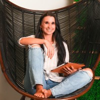 Courtney Boomer