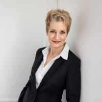 SCHIESSER GmbH Employee Cornelia Pierach's profile photo