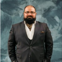 Malik Ishaq Email