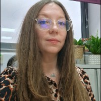 Emma Roe Email