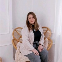 Halyna T. Email