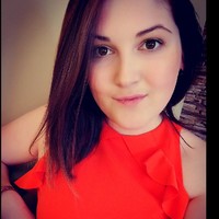 Julianna Lénárt Email
