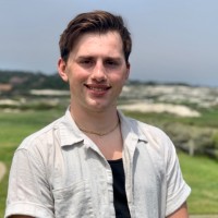 House IQ Employee Nico Young's profile photo