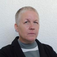 Leslie Ponich Email