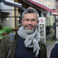 Tom Blohmé Email