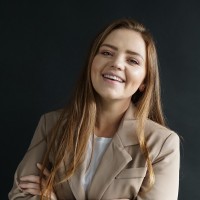Deirdre Jansen Email & Phone Number